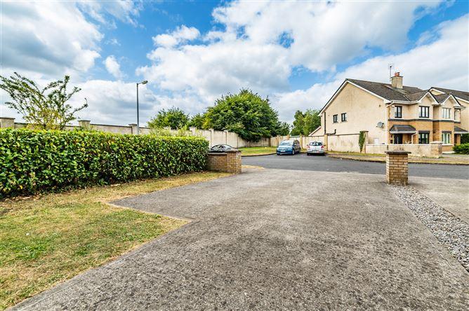 15 The Meadows, Oldgrange Wood, Monasterevin, Kildare, historical listing image 3