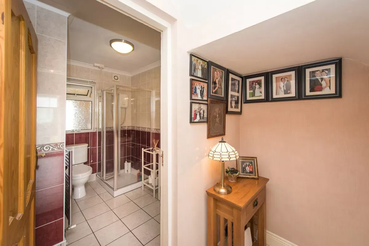 10 Kennedy Terrace, Carrickbeg, Carrick-on-Suir, Co. Tipperary, historical listing image 4