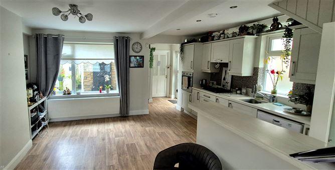 7, Griffith Drive, Dublin 11, historical listing image 5