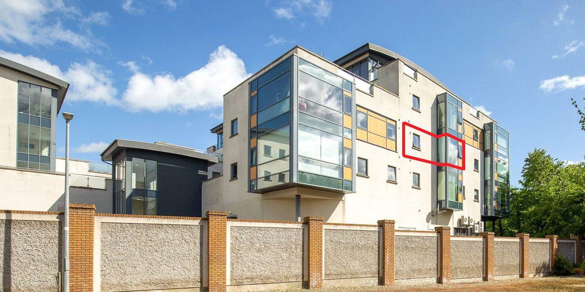 Apartment 18, Avenue Grove, Gorey, Co. Wexford, historical listing image 1