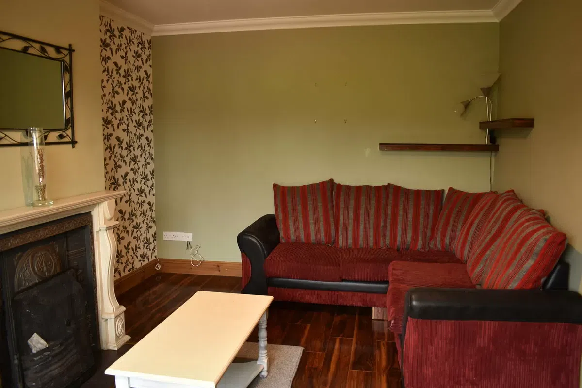 No. 9 Carrig Ri, Leamlara, Cork, historical listing image 3