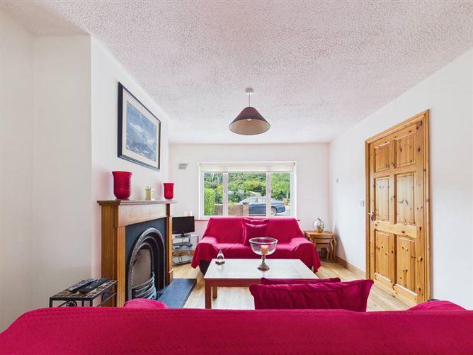 16 The Heathers, Classes Lake, Ballincollig, Cork, historical listing image 4