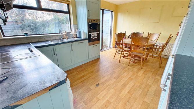 52, Quinn S Road, Dublin 18, historical listing image 6