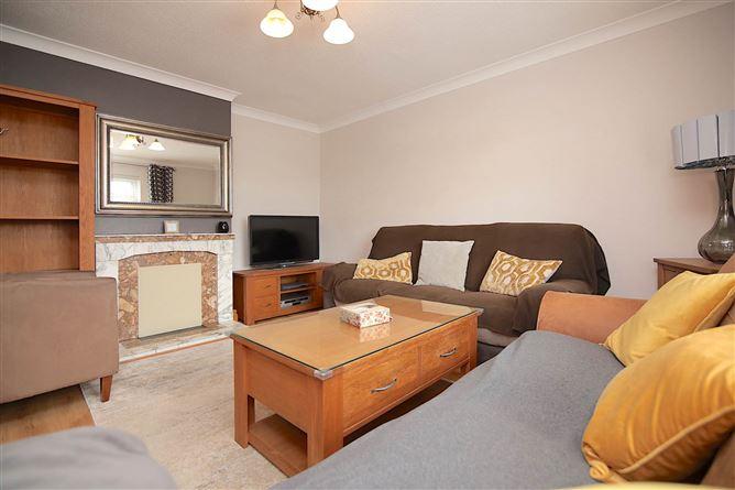 5 Whitechapel Lawn, Clonsilla, Dublin 15, County Dublin, historical listing image 4