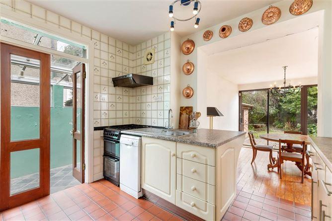 31, Hyde Park, Co. Cork, historical listing image 5