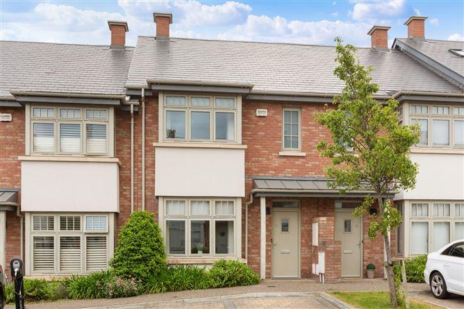11 The Court, Hazelbrook Square, Churchtown, Dublin 14, historical listing image 1