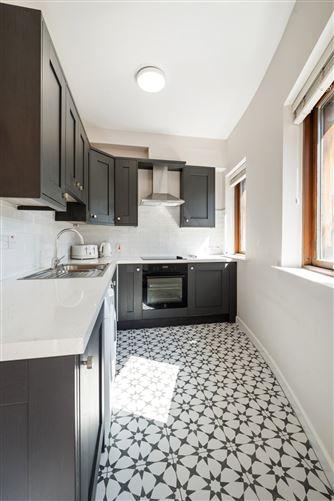 9 Semple House, Custom House Square, IFSC, Dublin 1, historical listing image 5