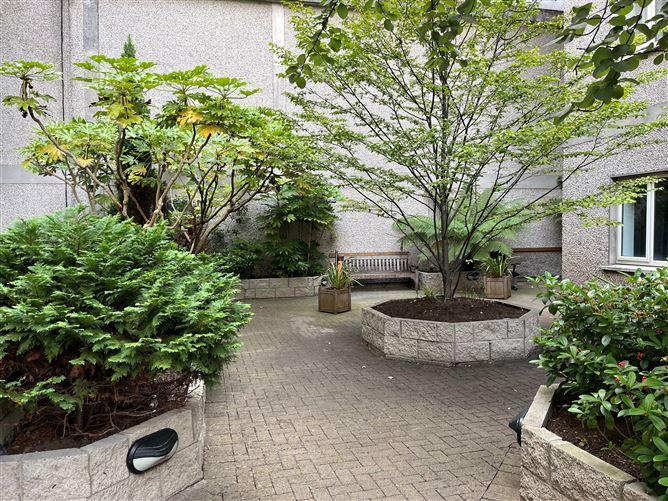 Apartment 6, Corn Exchange Apartments, Burgh Quay, Dublin 2, Co. Dublin, historical listing image 5