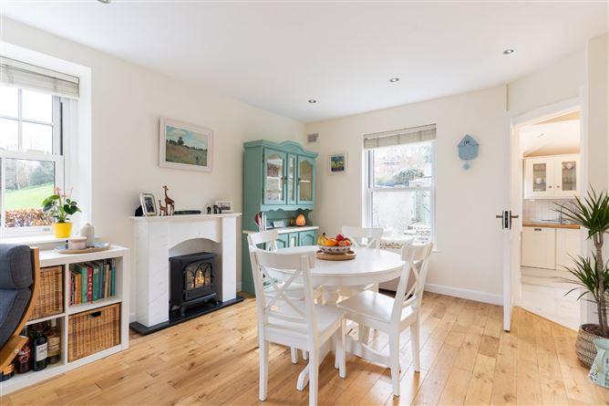 571 Woodview Cottages, Rathfarnham, Dublin 14, historical listing image 5
