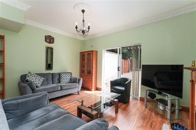 8 Monastery Gate Green, Clondalkin, Dublin 22, historical listing image 5