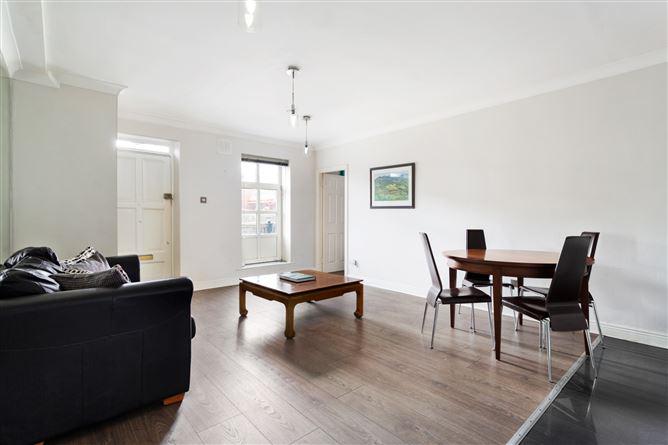 10 The Spinnaker, Aran Quay, Dublin 7, historical listing image 3