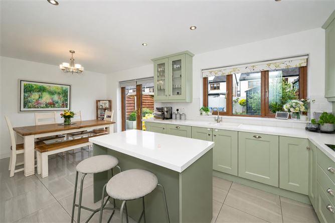 5 Woodview, Fionn Laoi, Ballincollig, Cork, historical listing image 4