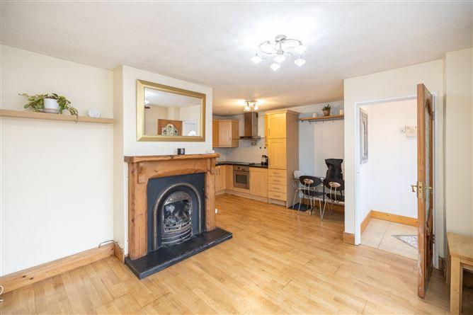 14, Woodford Close, Dublin 22, historical listing image 3