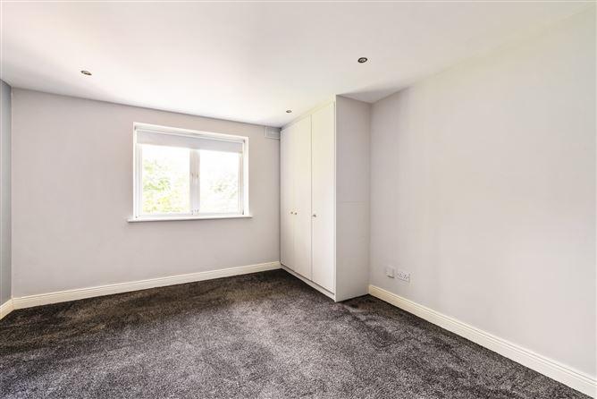 29 Parkview, Verdemont, Blanchardstown, Dublin 15, historical listing image 5