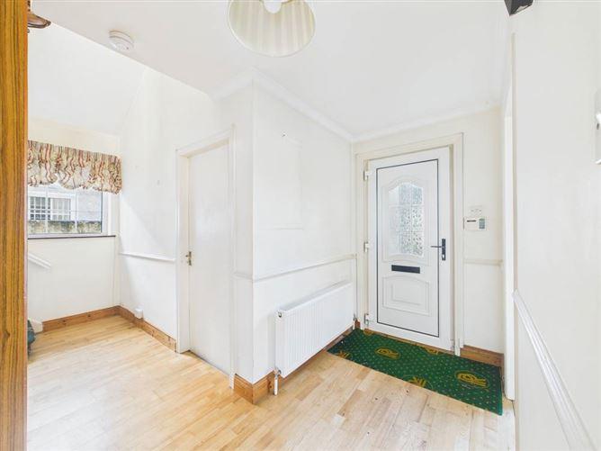Le Cala, 16, Halldene Gardens, Co. Cork, historical listing image 5