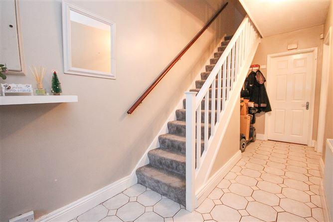 42 Redwood Close, Kilnamanagh, Dublin 24, historical listing image 5