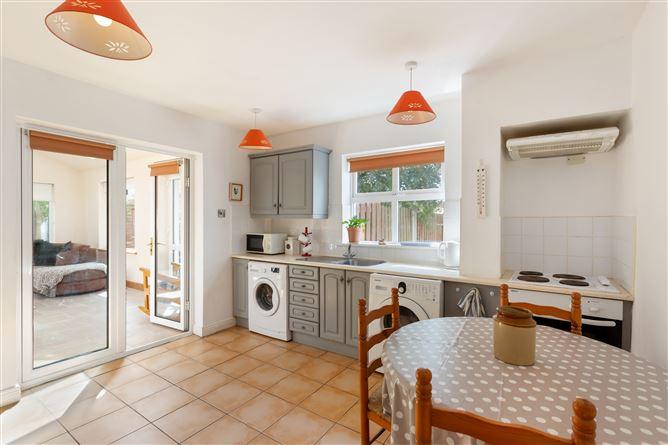41 Seaview, Ardamine, Co. Wexford, historical listing image 2
