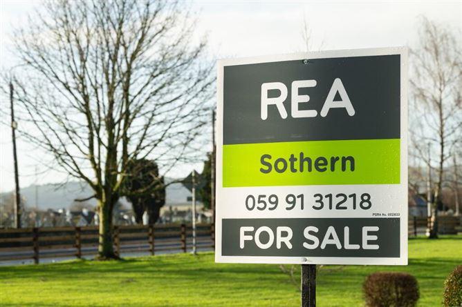 25 Oaklawns, Old Dublin Road, Carlow, historical listing image 2