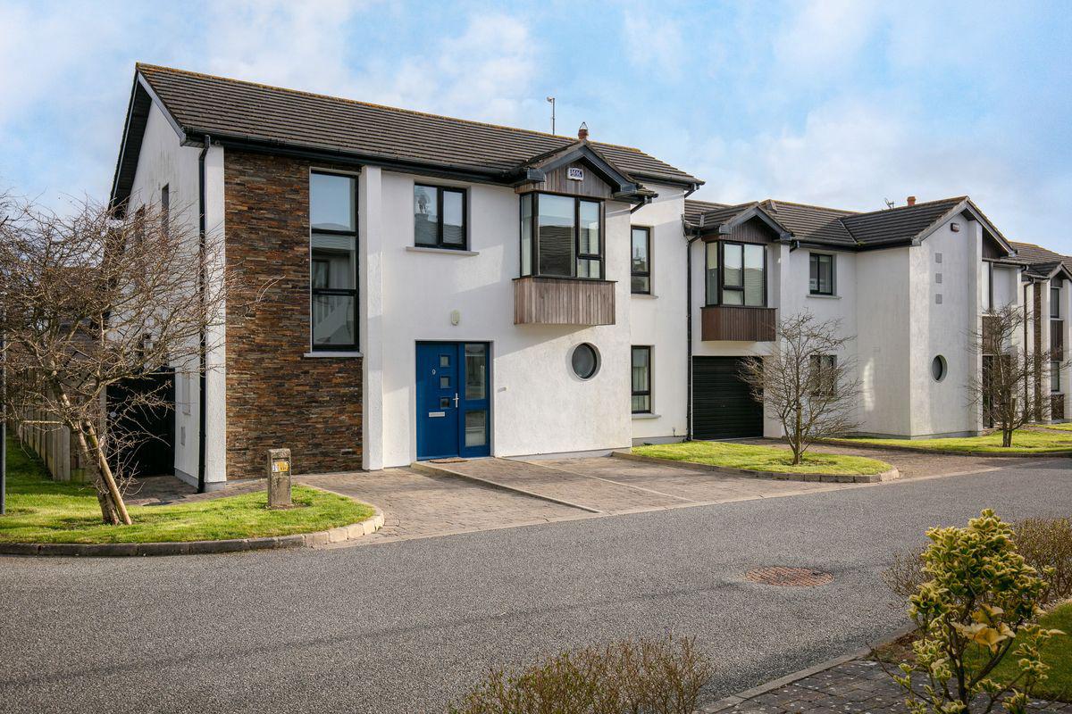 9 Clearwater Cove, Rosslare Strand, Wexford, historical listing image 3