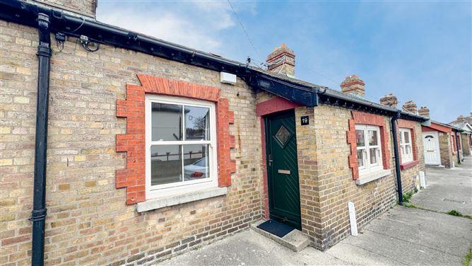 19, Carysfort Villas Carysfort Road, Co. Dublin, historical listing image 1