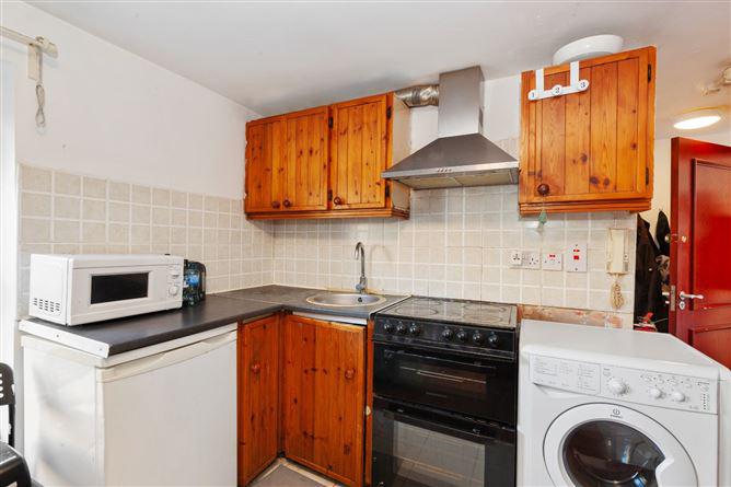 8 Halston Street, Dublin 7, D07CX76, historical listing image 4
