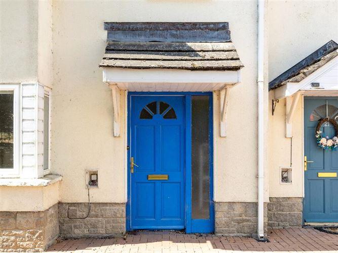 20 Dolmen Mews, Kilkenny Road, Carlow, historical listing image 3