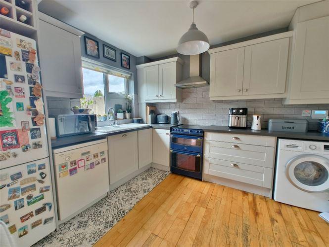 Original advertisement for 59 CHERRINGTON RD, SHANKILL, DUBLIN