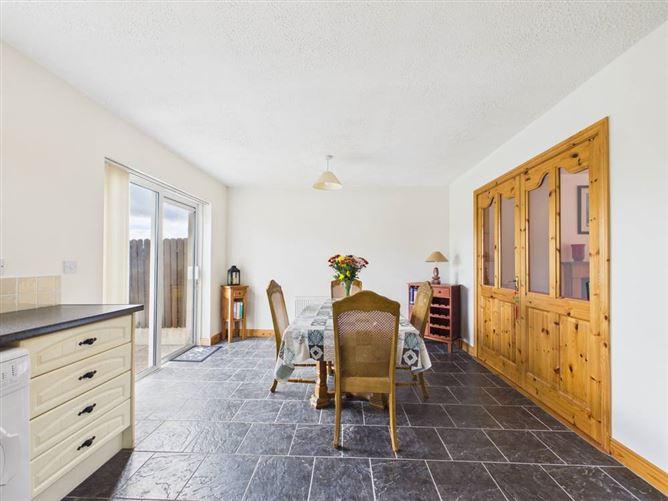 16 The Heathers, Classes Lake, Ballincollig, Cork, historical listing image 5