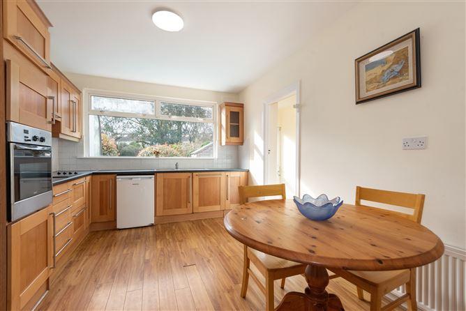 10, Pine Valley Avenue, Dublin 16, historical listing image 6