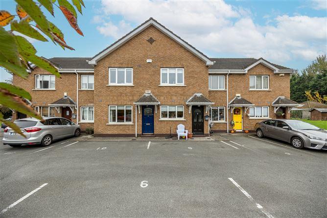10, River Court, Co. Meath, historical listing image 1