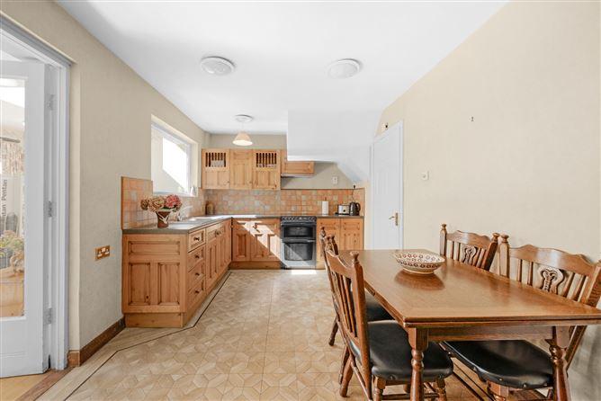 15 Inbhir Ide, Malahide, County Dublin, historical listing image 6