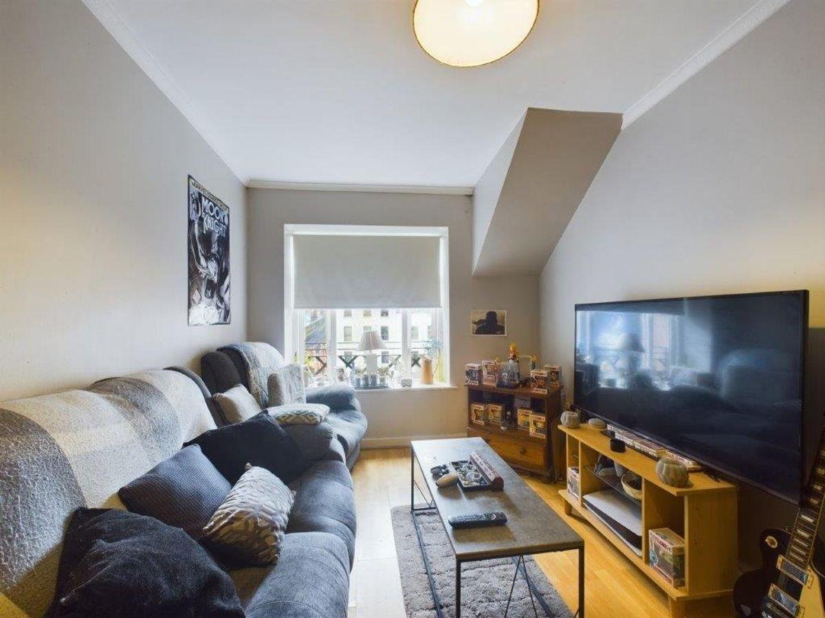 33 Clanwilliam Court, Waterford City, Co. Waterford, X91NY57, historical listing image 4