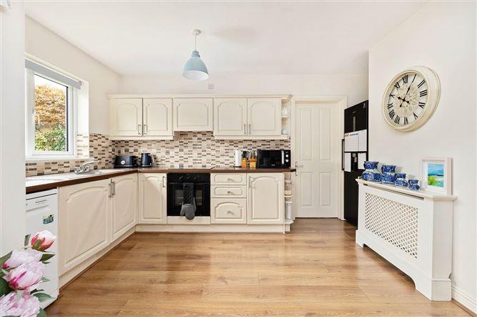 4 Dun Na Riogh Rise, Naas, County Kildare, historical listing image 3