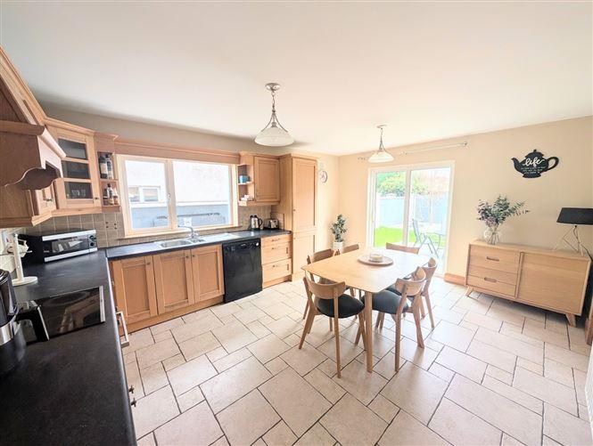 155 Coille Bheithe, Nenagh, Co. Tipperary, historical listing image 4