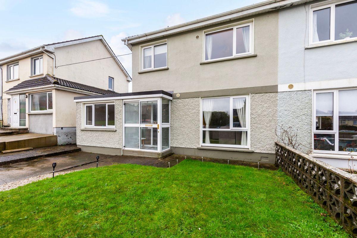 11 Mountross, New Ross, Co Wexford, Y34HW93, historical listing image 4