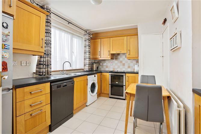 25, Saint Brigid S Park, Dublin 18, historical listing image 4