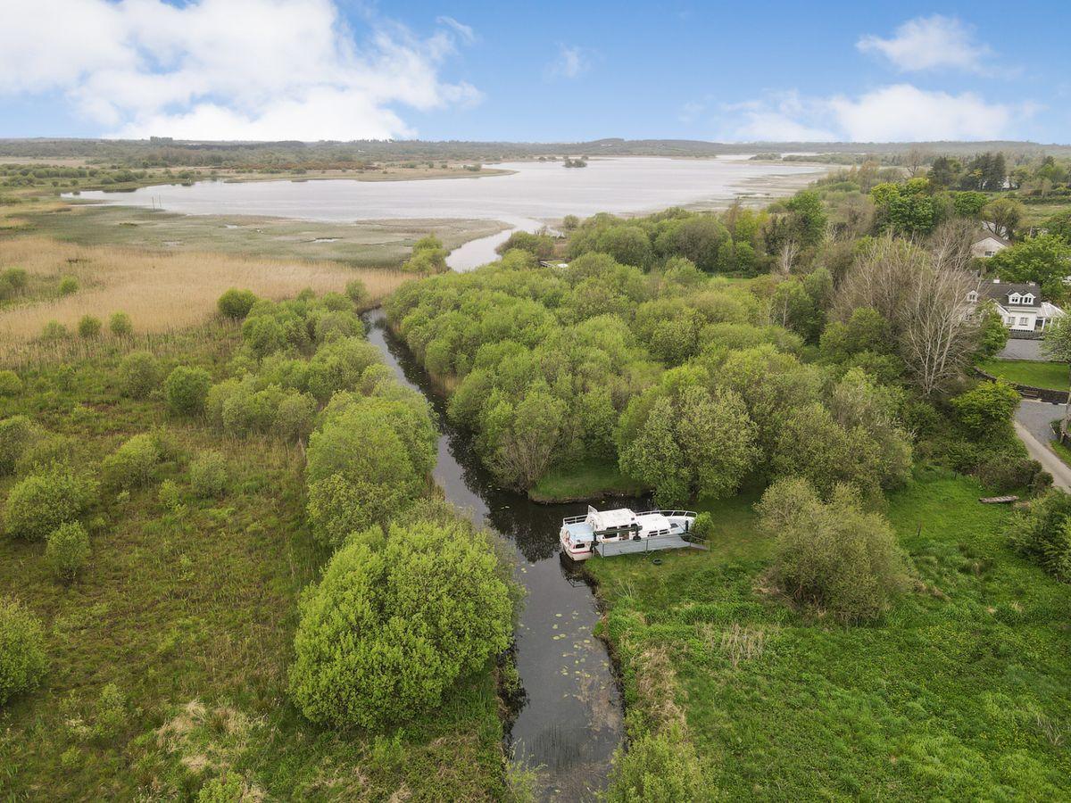 Carrigeen Lodge, Carrigeen, Kilglass, Co. Roscommon, F42D732, historical listing image 2