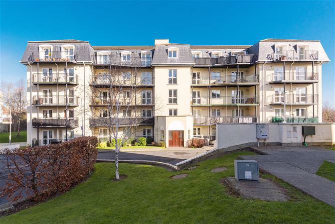 32 The Cedar, Cruagh Wood, Stepaside, Dublin 18, historical listing image 1