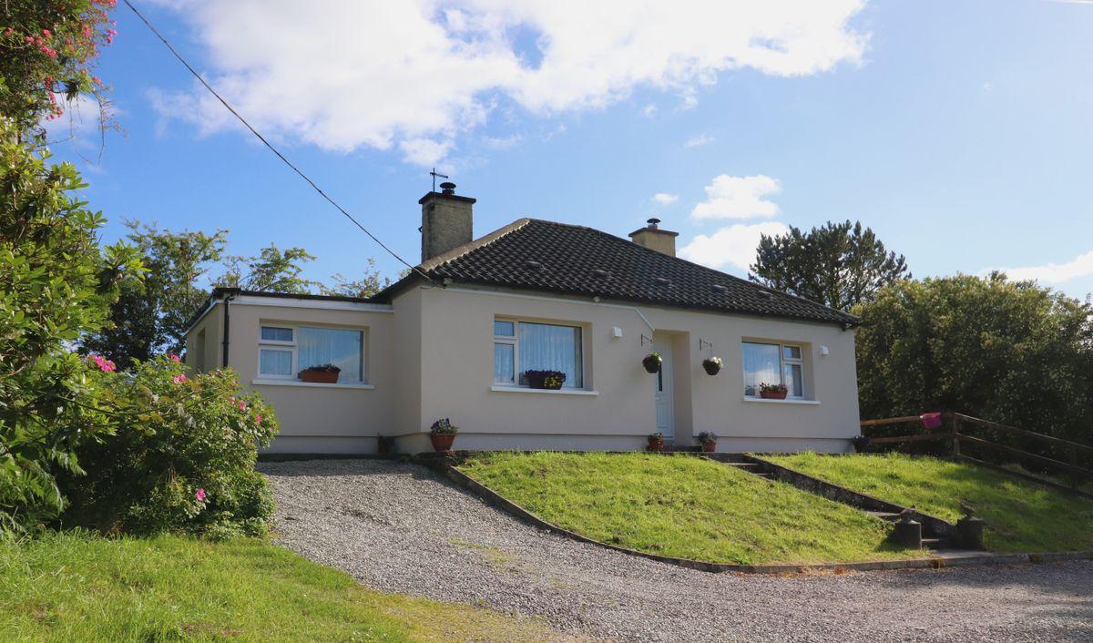 Bunalun, Skibbereen, West Cork, Cork, historical listing image 1