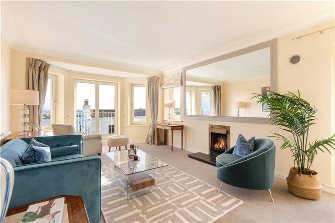 5, Berwick House Coliemore Road, Co. Dublin, historical listing image 2