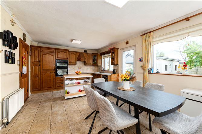 7 River Forest, Leixlip, Co. Kildare, historical listing image 4