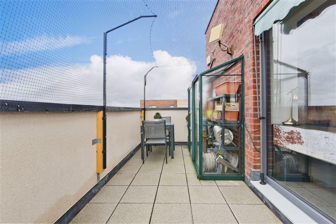 2 Shackleton Mall, Shackleton Grange, Lucan, Co. Dublin, historical listing image 6