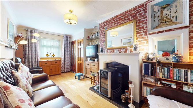 135 O'Rourke Park, Sallynoggin, County Dublin, historical listing image 4