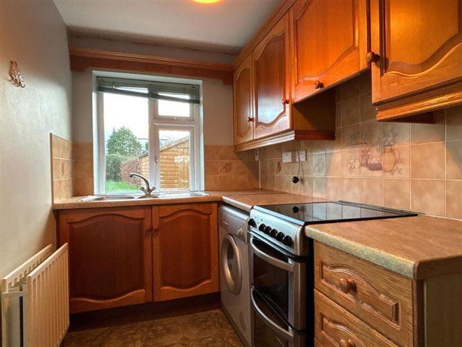 11 Saint Anne's Terrace, Ardfinnan, Clonmel, Tipperary, historical listing image 4
