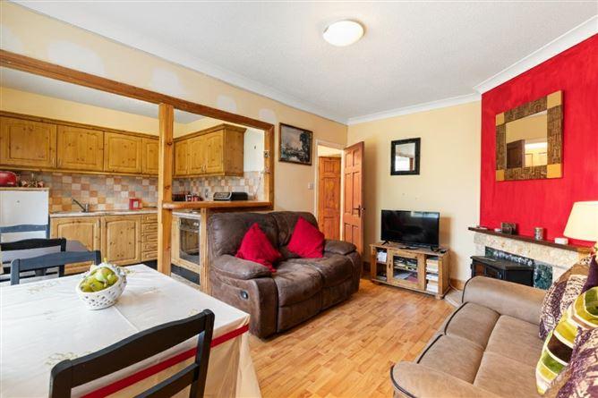4, Riversdale House Glasnevin Court, Dublin 11, historical listing image 3