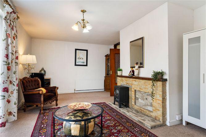 210, Ballinteer Avenue, Dublin 16, historical listing image 3