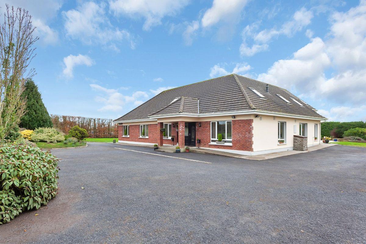 Suaimhneas, Suaimhneas, Gilltown, Donadea, Co. Kildare, W91E16E, historical listing image 2
