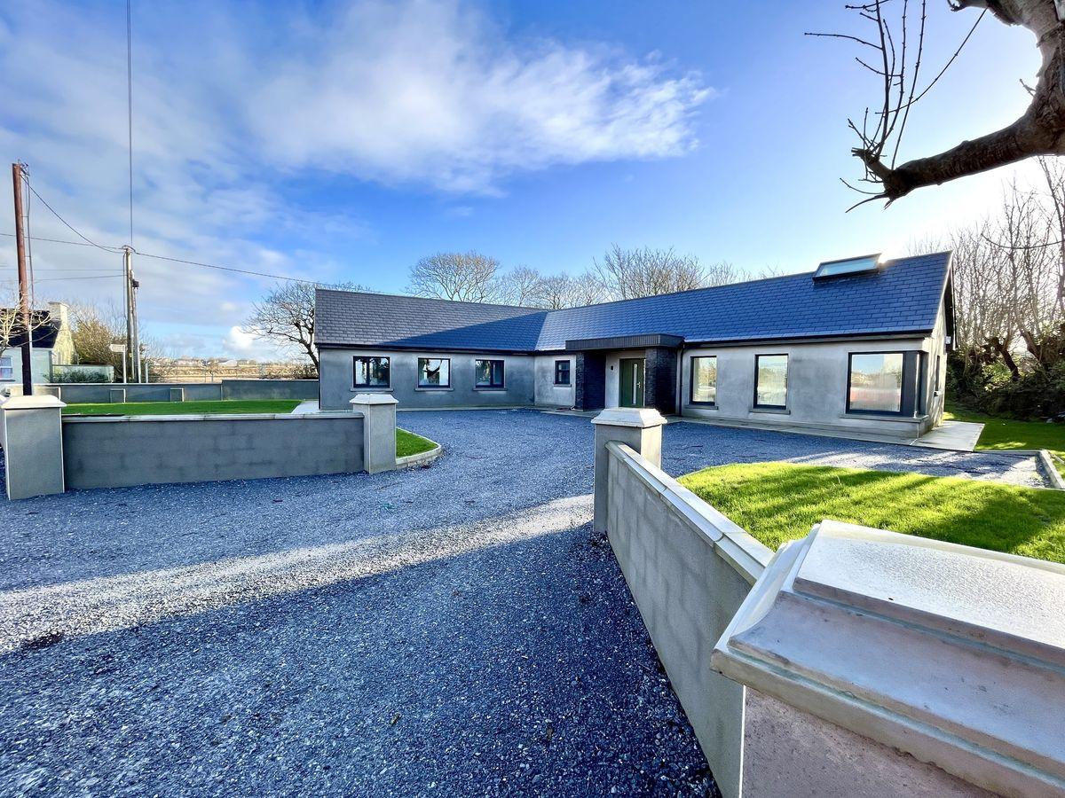 Commons West, Ardfert, Co. Kerry, V92E120, historical listing image 2