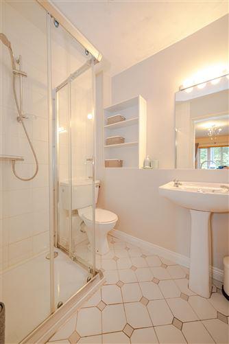 9 Angler's Rest, Beaver Row, Donnybrook, Dublin, historical listing image 6