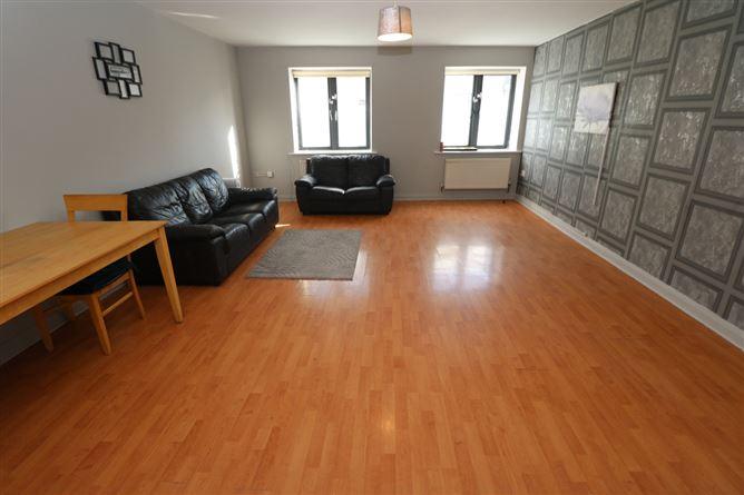 Apt. 201 C, An tSean Mhargadh, Drogheda, Louth, historical listing image 1